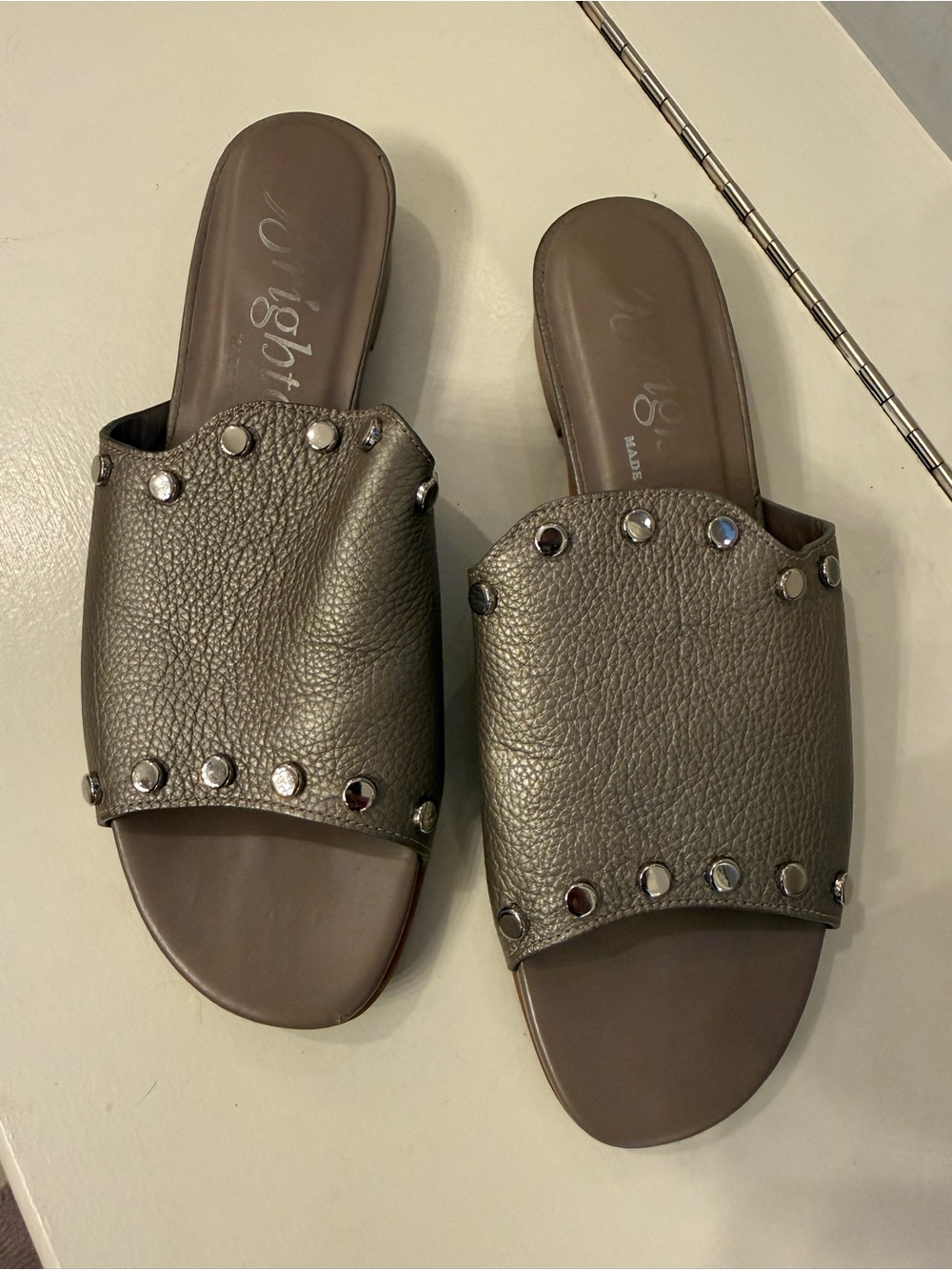 Brighton “Night” Metallic Pewter Studded Leather Slide Mules Size 7.5